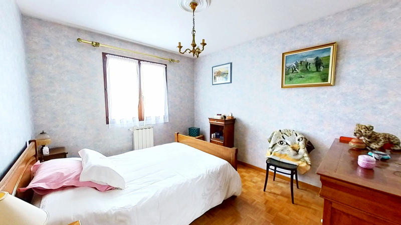 Maison - 97 m² - 5 pièces