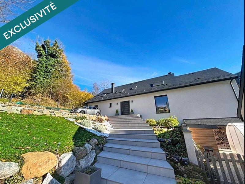 Maison - 350 m² - 8 pièces