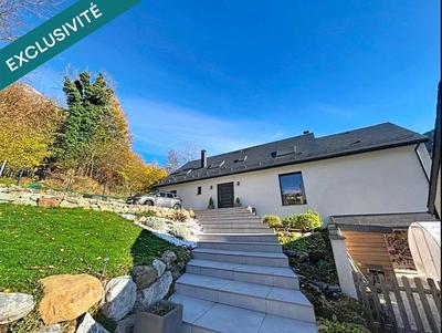 Maison - 350 m² - 8 pièces