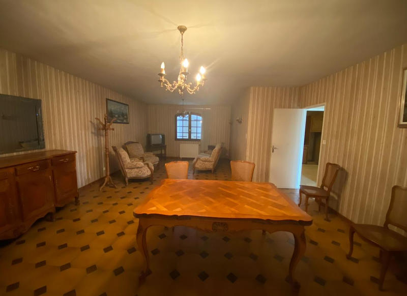 Maison - 137 m² - 5 pièces