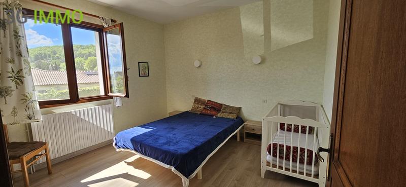 Maison - 144 m² - 5 pièces