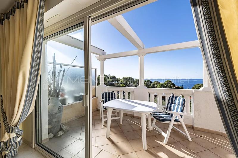 Appartement - 85 m² - 3 pièces