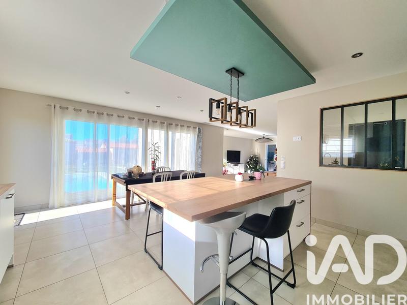 Maison - 189 m² - 5 pièces