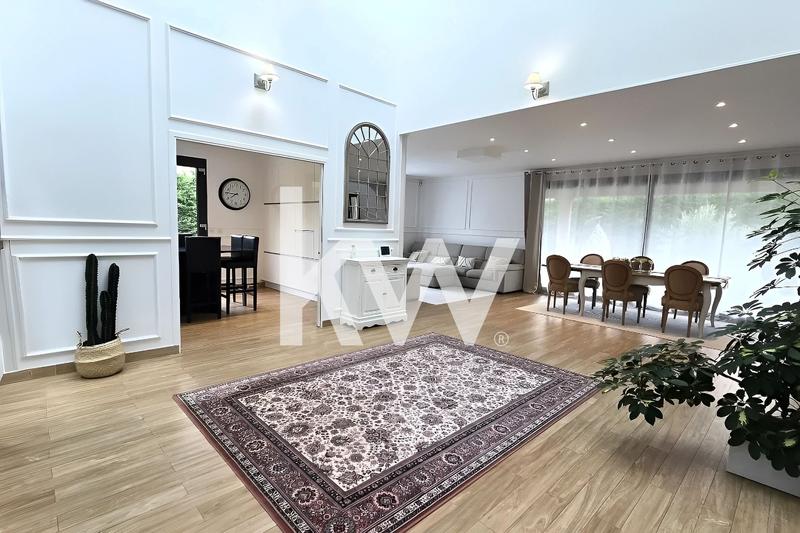 Maison d'architecte - 446 m² - 9 pièces