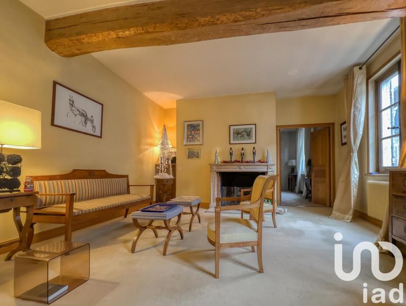 Maison - 317 m² - 10 pièces