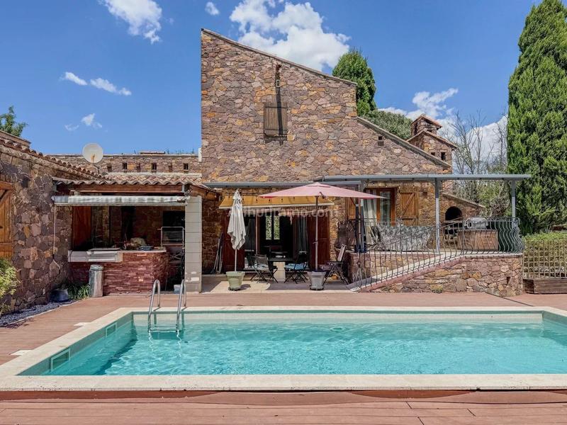 Maison - 158 m² - 5 pièces