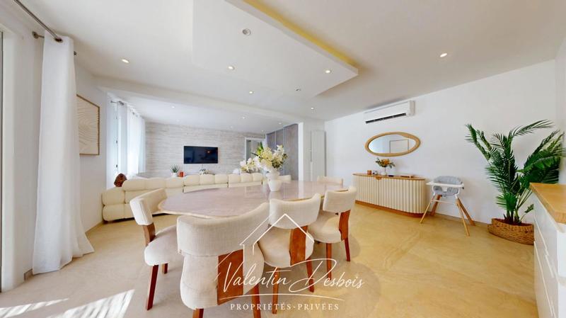 Villa - 157 m² - 5 pièces