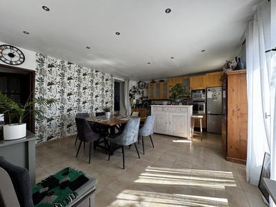 Maison - 149 m² - 5 pièces