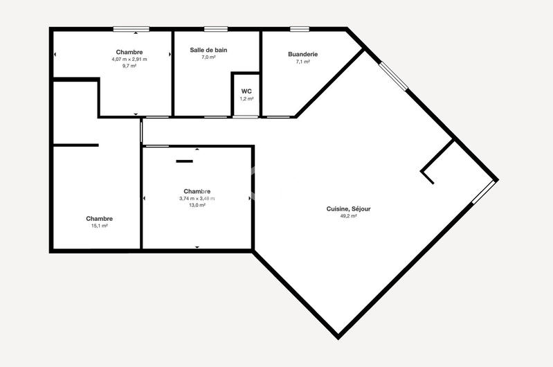 Maison - 102 m² - 4 pièces