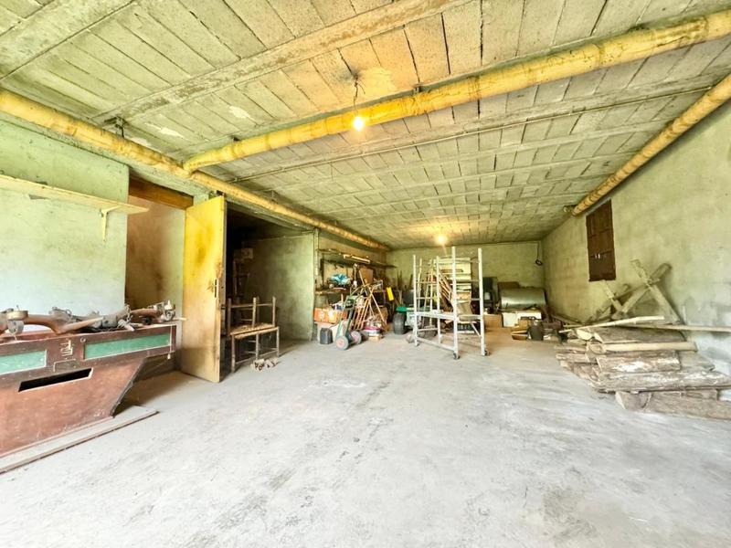 Maison - 217 m² - 7 pièces