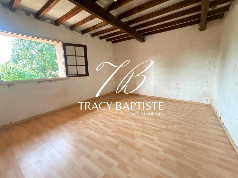 Maison - 225 m² - 7 pièces