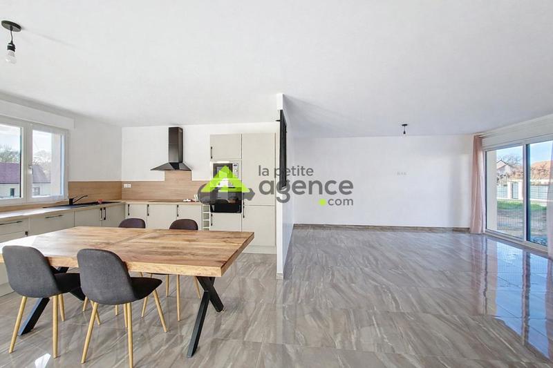 Pavillon - 104 m² - 4 pièces