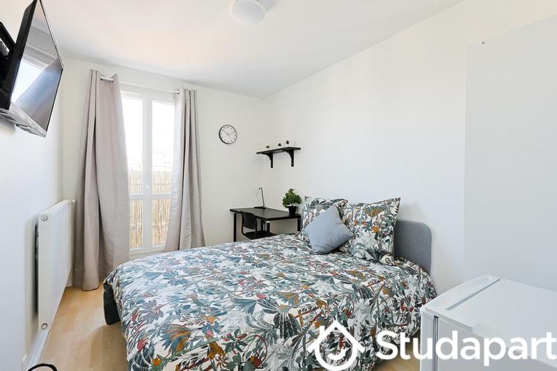 Chambre - 10 m² - 1 pièce