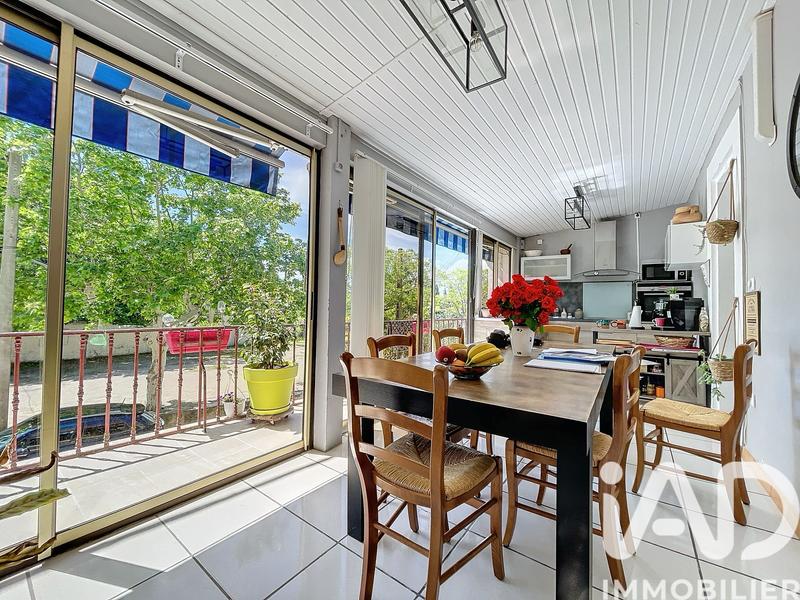 Maison de ville - 240 m² - 10 pièces