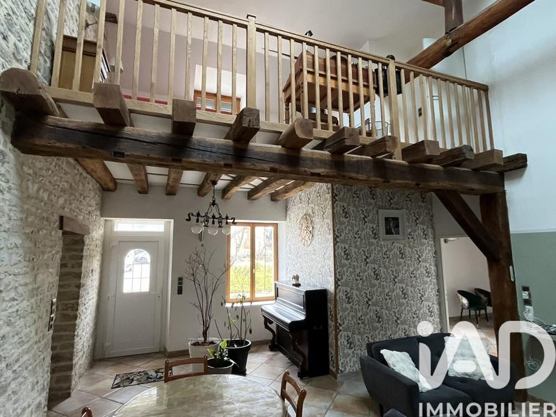 Maison - 151 m² - 6 pièces