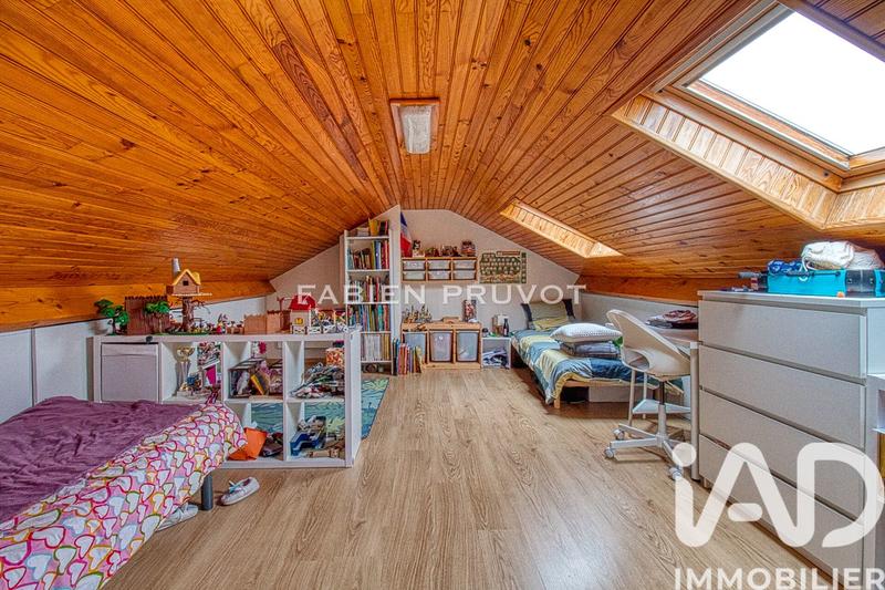 Maison - 83 m² - 5 pièces