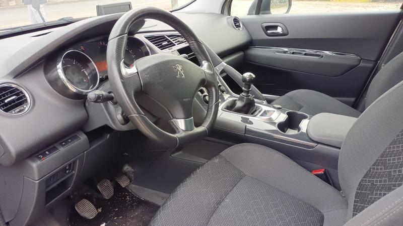 Peugeot 3008 1.6 BlueHDi 120 Allure