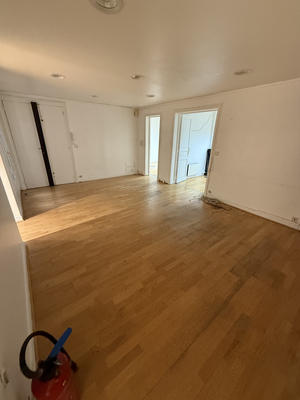 Bureau - 120 m² - 4 pièces