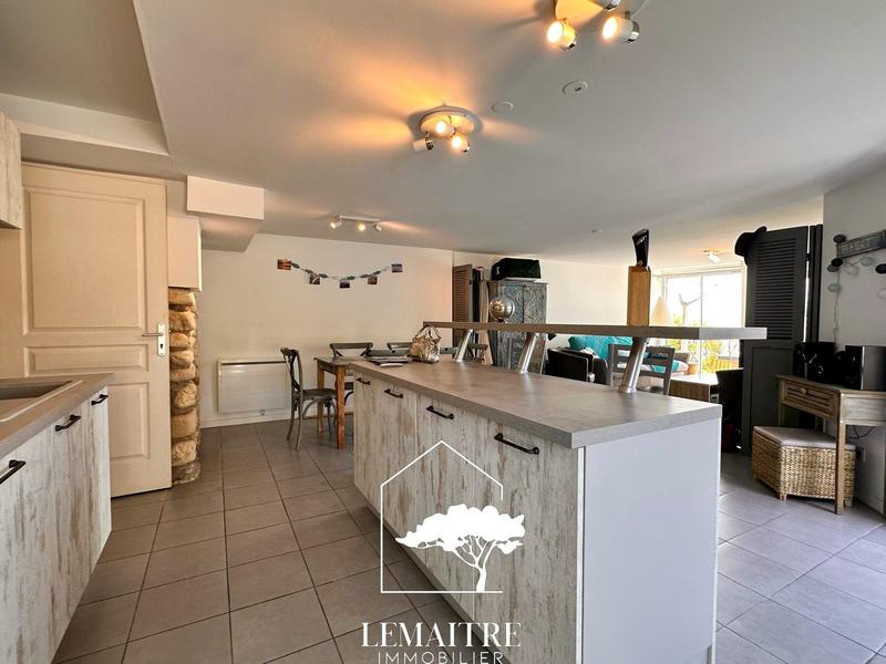 Appartement - 64 m² - 2 pièces