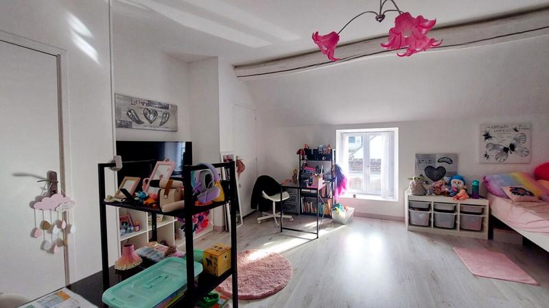 Maison - 147 m² - 5 pièces