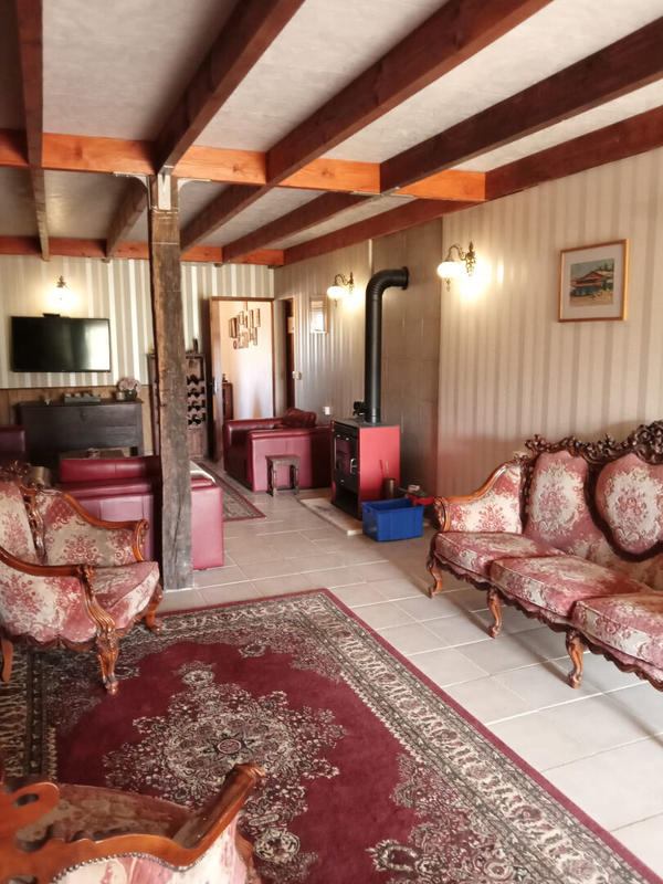 Maison - 257 m² - 6 pièces