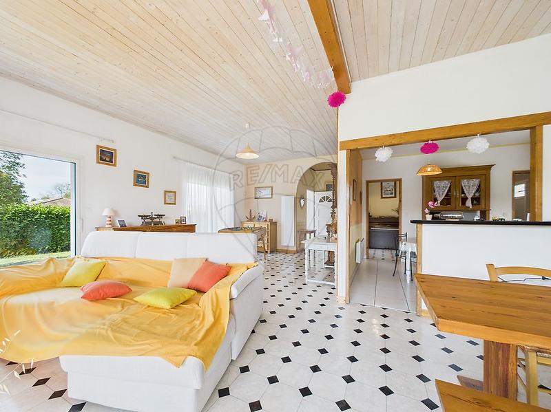 Maison - 137 m² - 4 pièces