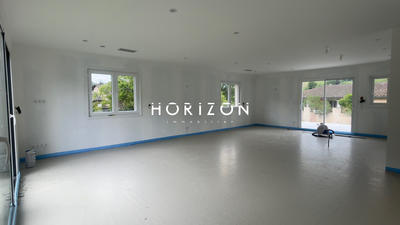 Maison contemporaine - 131 m² - 4 pièces