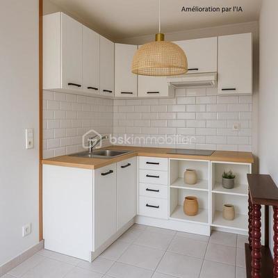 Studio - 25 m² - 2 pièces