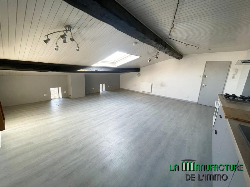 Appartement - 81 m² - 3 pièces