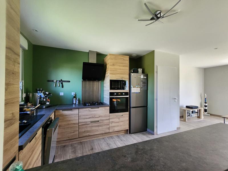 Maison - 80 m² - 5 pièces