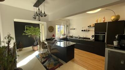 Appartement bourgeois - 143 m² - 5 pièces