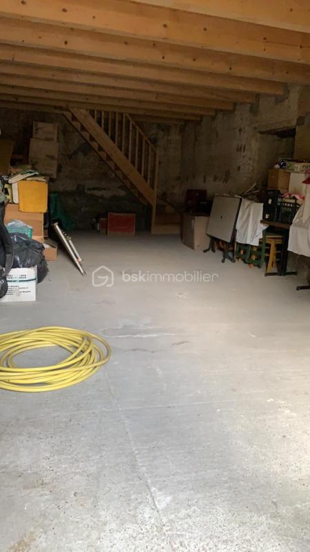 Maison ancienne - 353 m² - 8 pièces