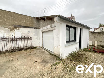 Loft - 237 m² - 2 pièces