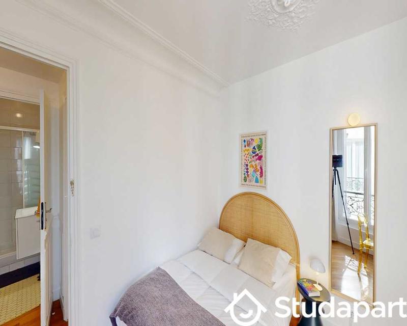 Chambre - 50 m² - 1 pièce