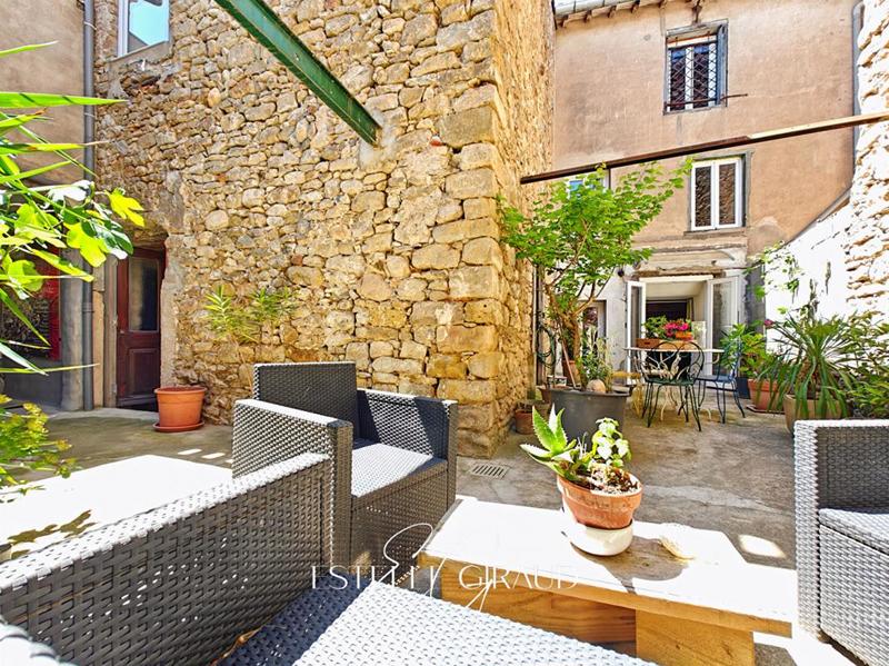 Maison - 164 m² - 5 pièces