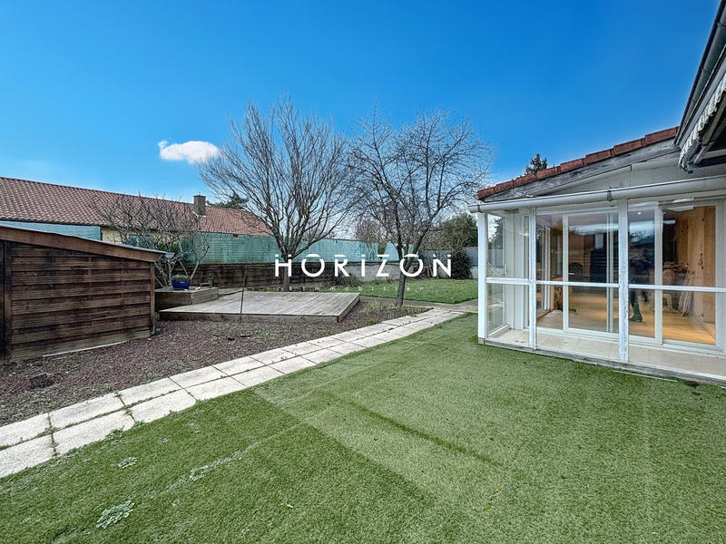 Villa - 180 m² - 8 pièces