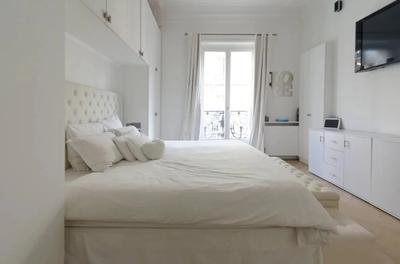 Appartement - 165 m² - 6 pièces