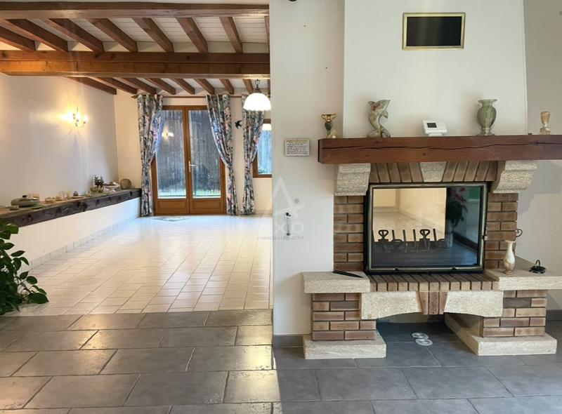 Corps de ferme - 185 m² - 6 pièces