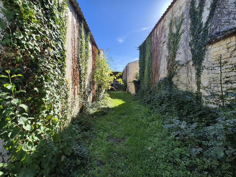 Maison ancienne - 114 m² - 2 pièces