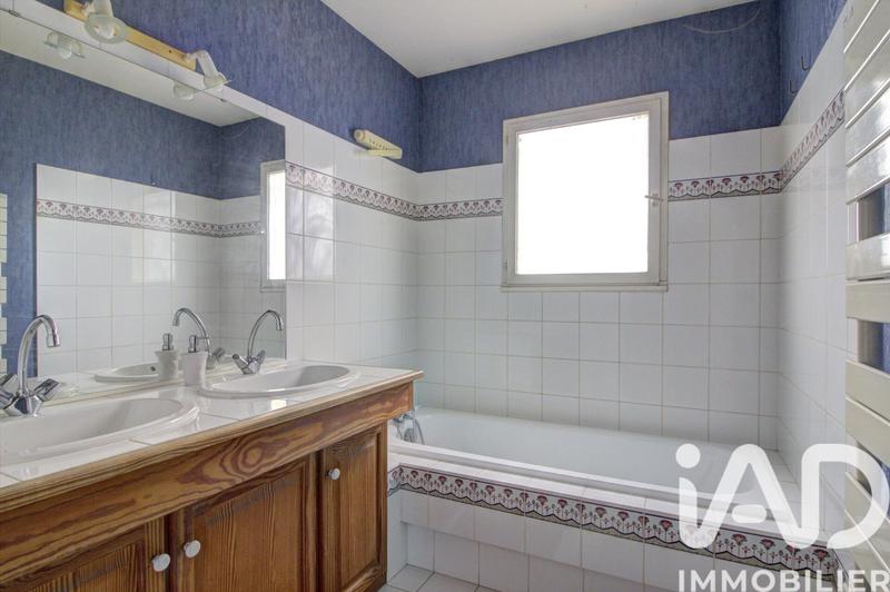 Maison - 158 m² - 7 pièces