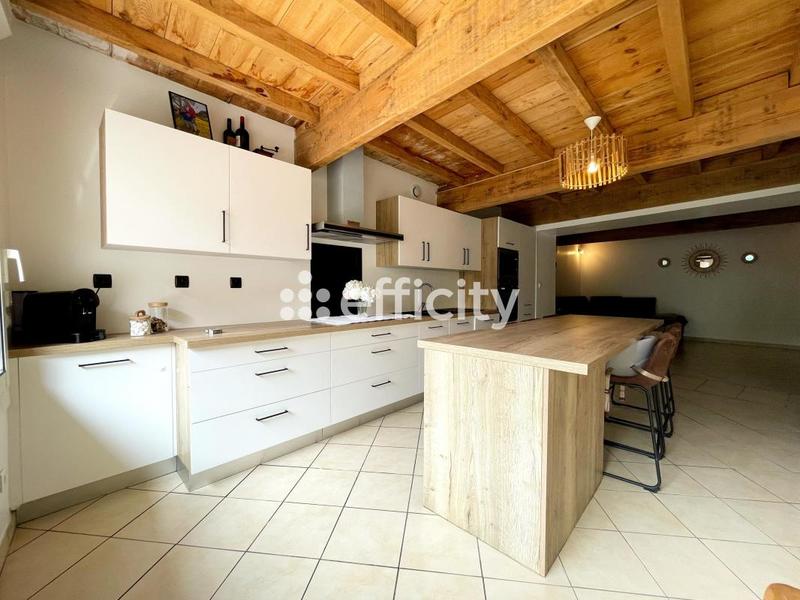 Maison - 120 m² - 5 pièces