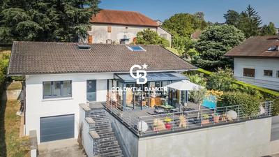 Maison - 160 m² - 7 pièces