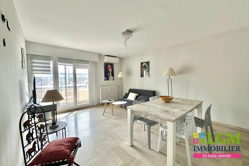 Appartement - 85 m² - 3 pièces