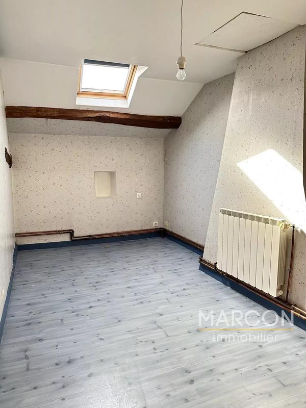 Maison - 95 m² - 5 pièces