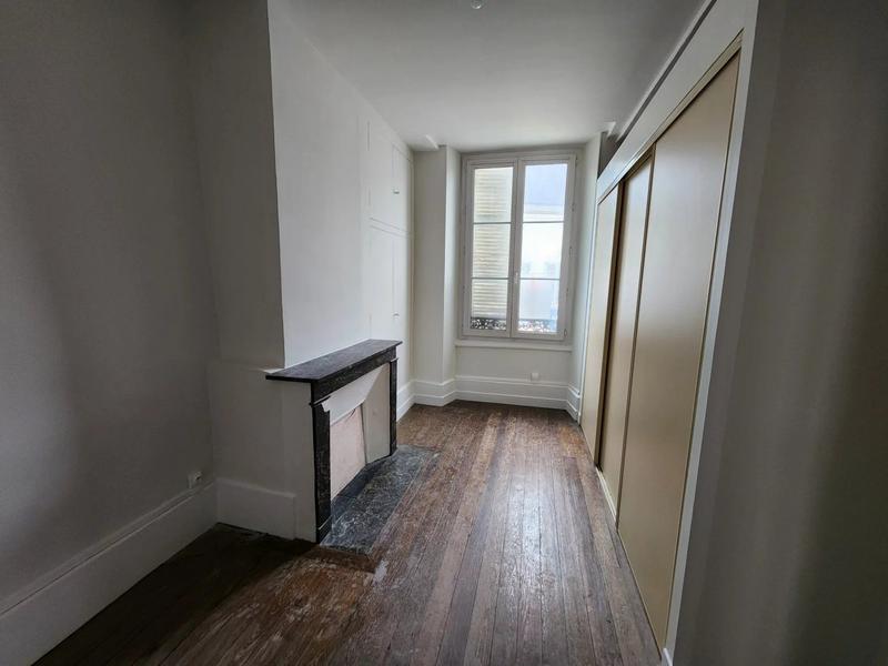 Appartement - 138 m² - 8 pièces