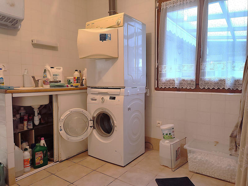 Maison - 92 m² - 6 pièces