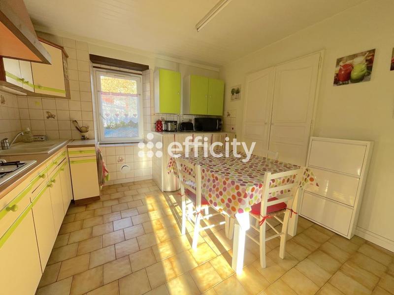 Appartement - 80 m² - 4 pièces