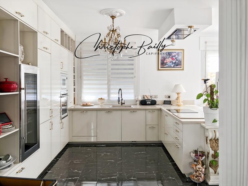 Maison d'architecte - 190 m² - 5 pièces