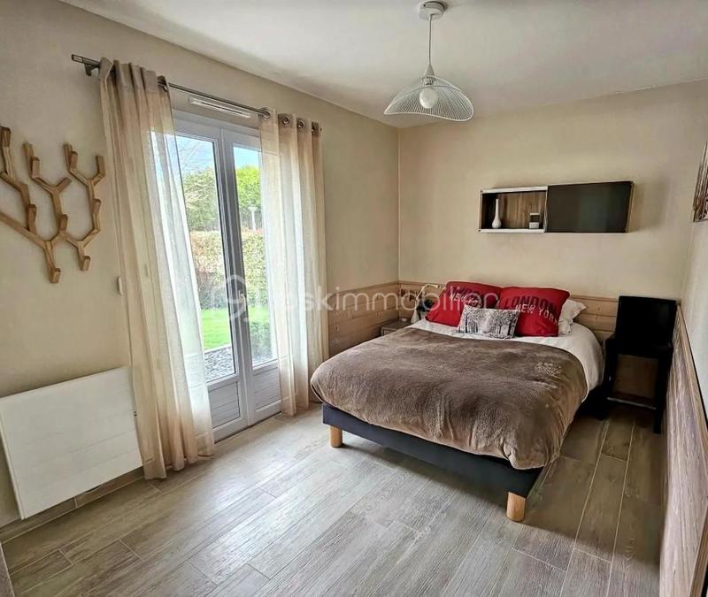 Villa - 166 m² - 6 pièces