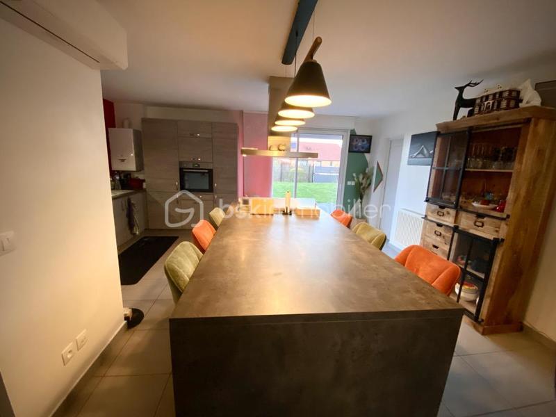 Maison - 102 m² - 6 pièces